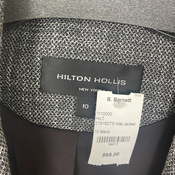 Blazer - Picture 3 of 3